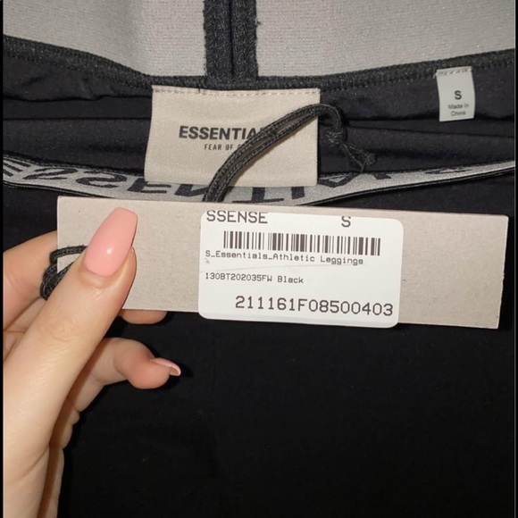 Brand new essentials leggings - Picture 5 of 5